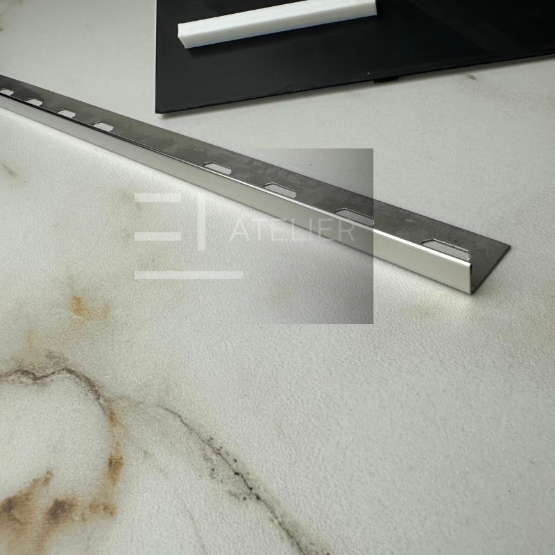 Profil Delimitare Gresie Faianta Finisaj Drept Inox Argintiu Mat 10mm x 2700mm