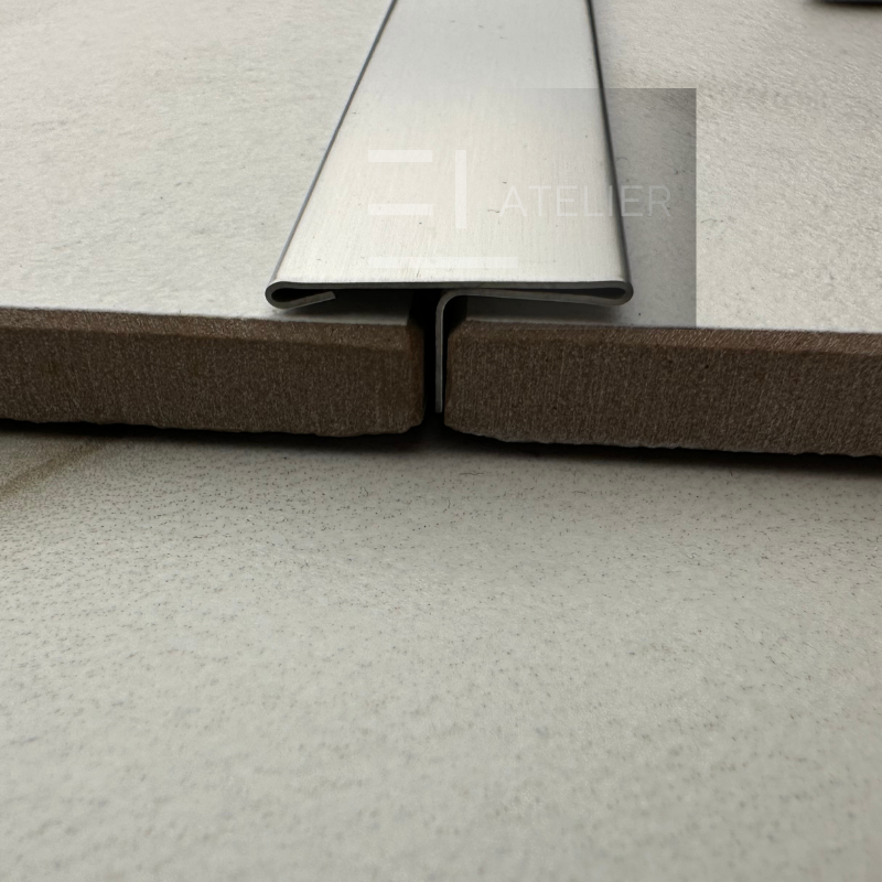 Profil decorativ T inox argintiu mat montaj gresie parchet 20mm