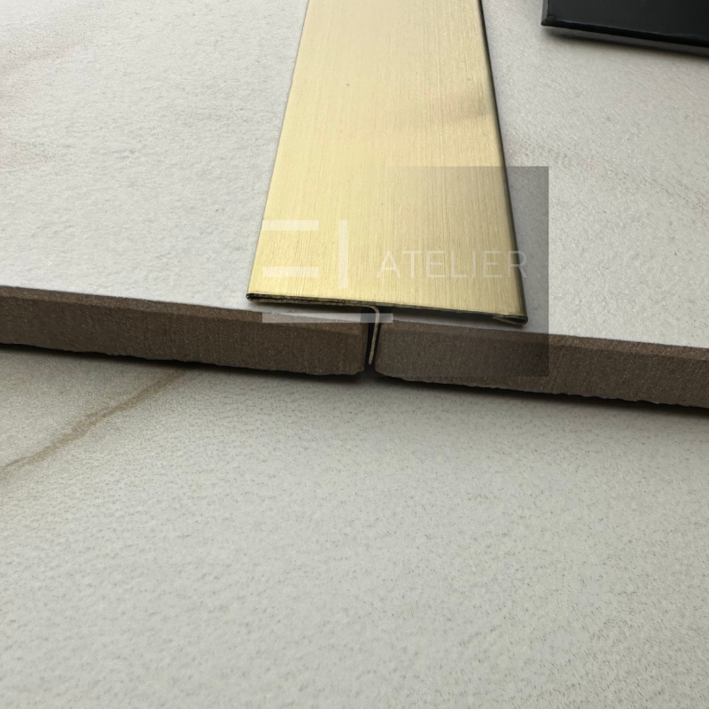 Profil T inox auriu mat 30mm montaj profesional delimitare suprafețe