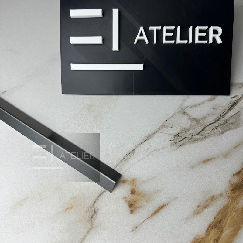 Profil L colț inox negru mat 10x10mm detaliu finisaj premium protecție muchii