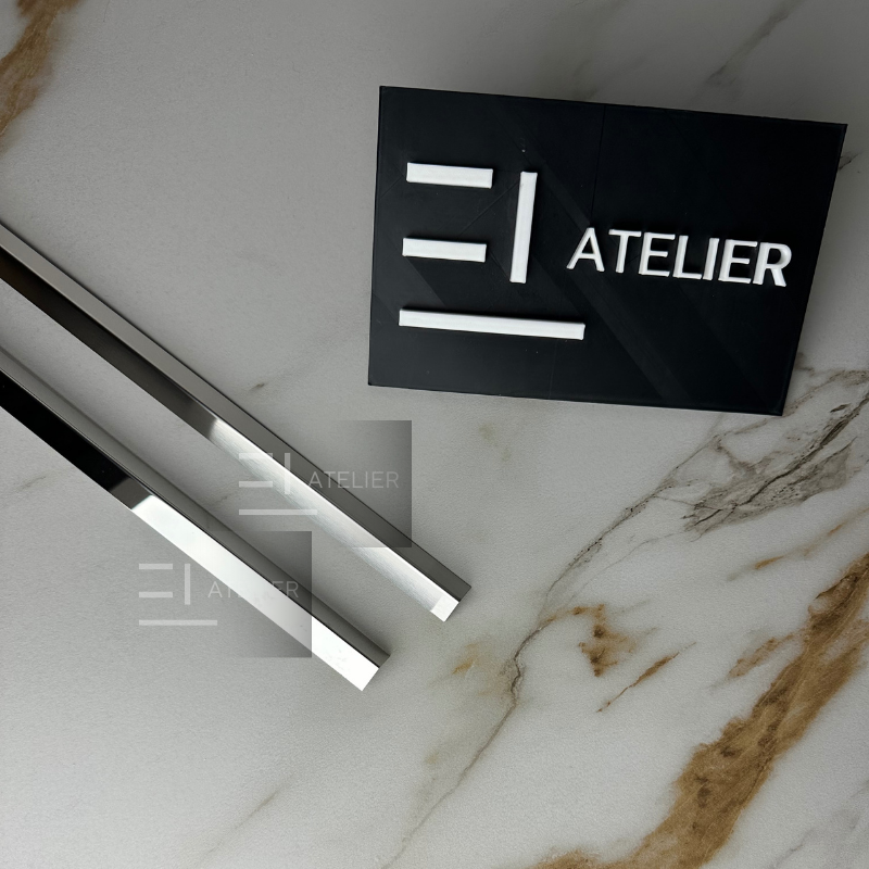 Profil L colț inox argintiu lucios 10x10mm aplicare protecție margini finisaj elegant