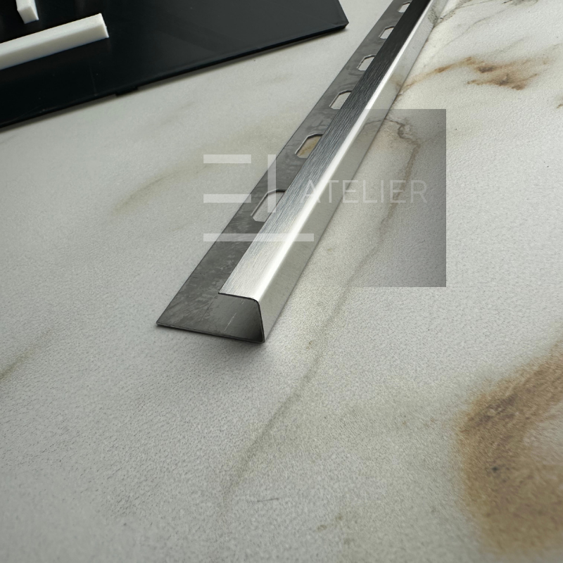 Profil Colt Exterior Inox Argintiu Mat 10mm x 2700mm - EL Atelier