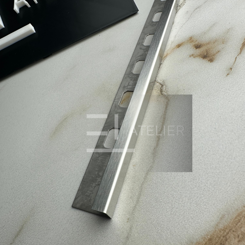 Profil Colt Exterior Inox Argintiu Mat 10mm x 2700mm - EL Atelier