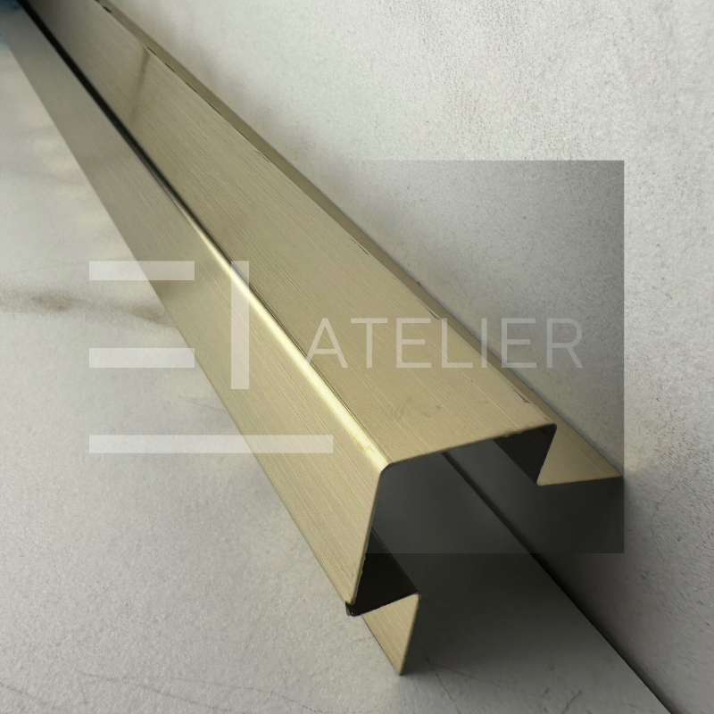 Profil L colț gresie inox auriu mat 25x25mm 10mm detaliu textura mată premium