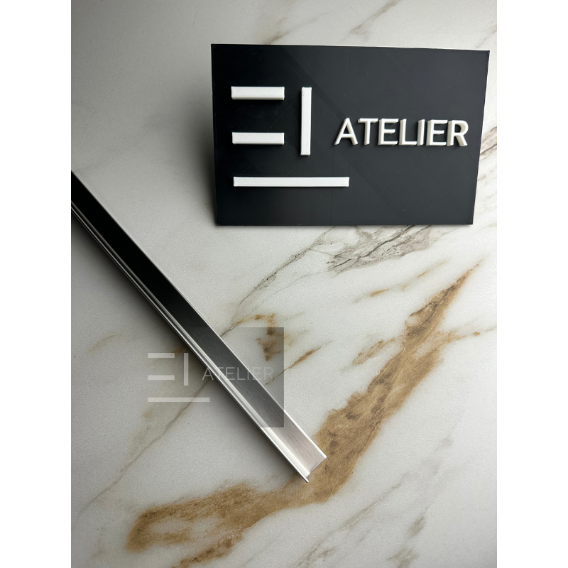 Profil decorativ colț inox argintiu mat rezistent umezeală coroziune