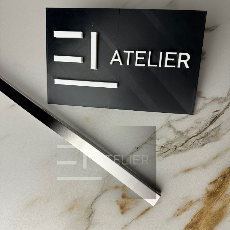 Profil L colț inox argintiu mat 10x10mm detaliu finisaj premium protecție muchii