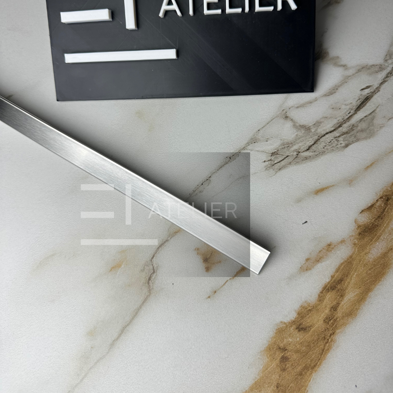 Profil T inox argintiu mat 20mm detaliu finisaj premium delimitare plăci