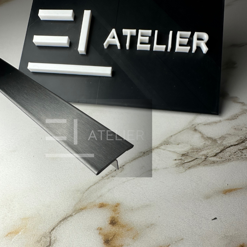Profil T inox negru mat 20mm detaliu finisaj premium delimitare plăci