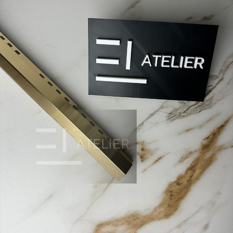 Profil L colț gresie inox auriu mat 25x25mm 10mm detaliu finisaj premium protecție