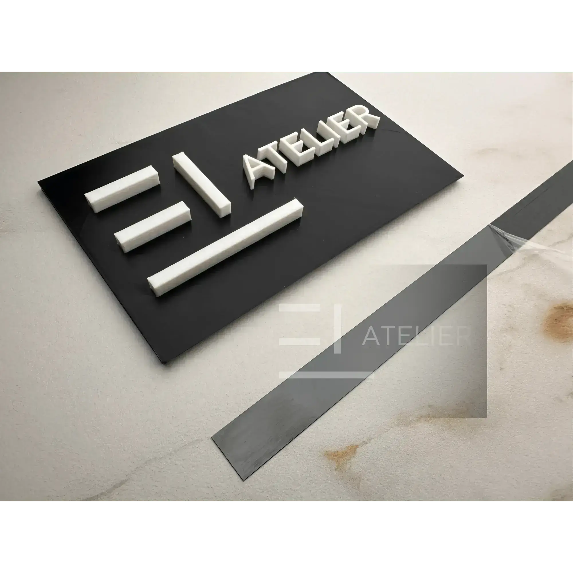 Profil Platbanda Inox Negru Lucios - 40mm x 0.6mm x 2700mm EL Atelier